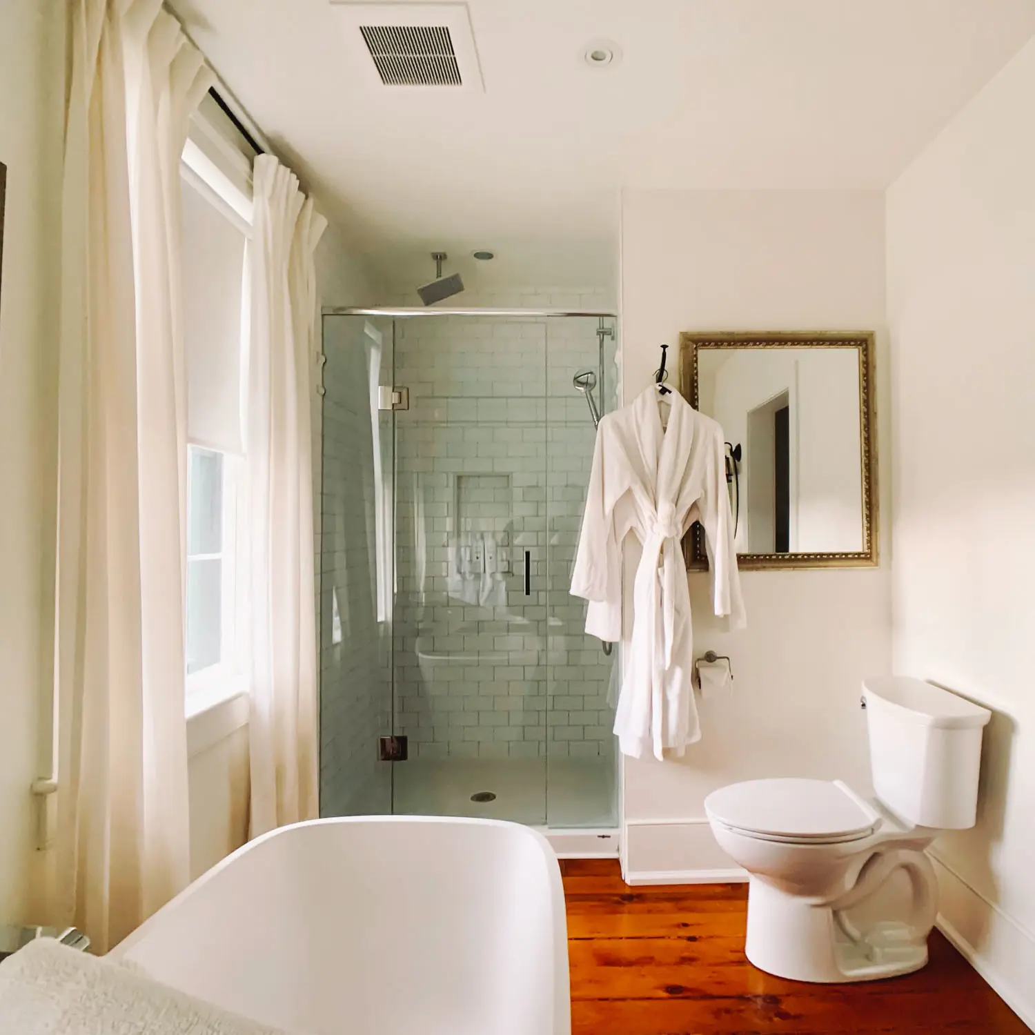 The Woodbourne Inn — Room 1