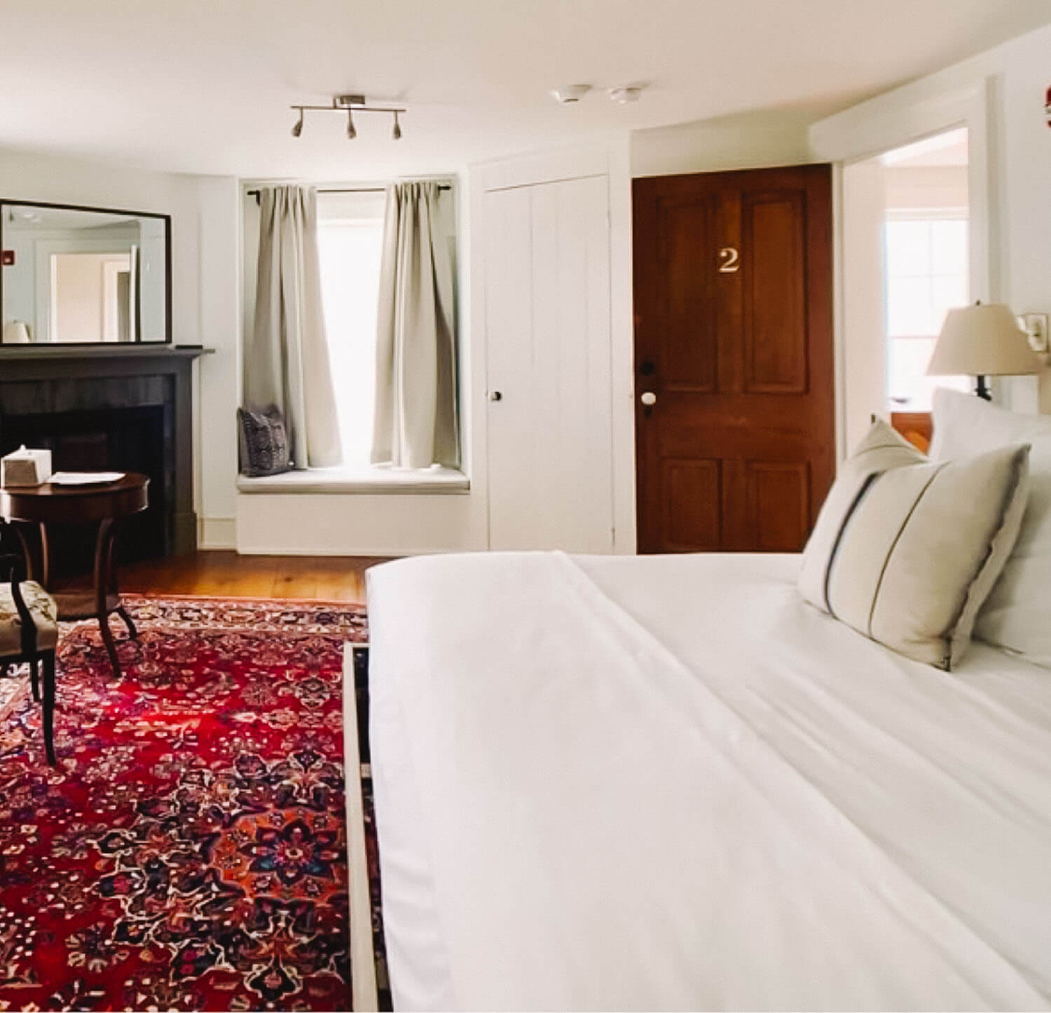 Deluxe King Suite