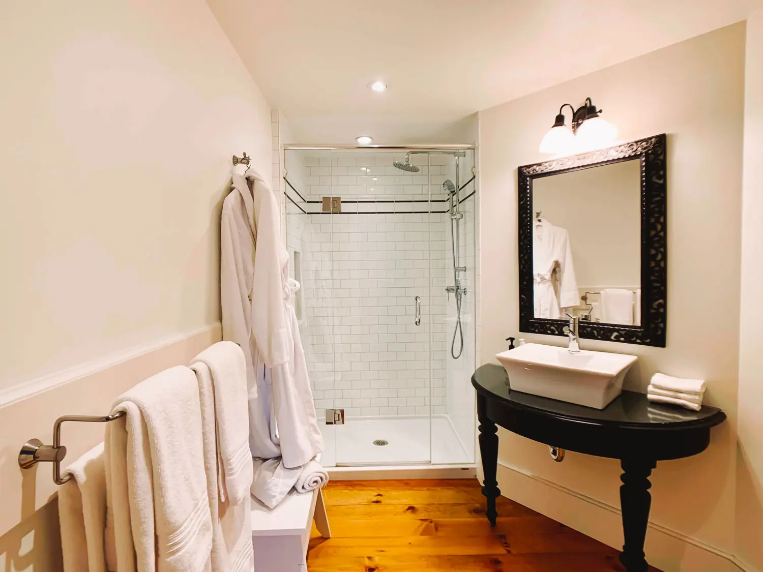 The Woodbourne Inn — Room 3