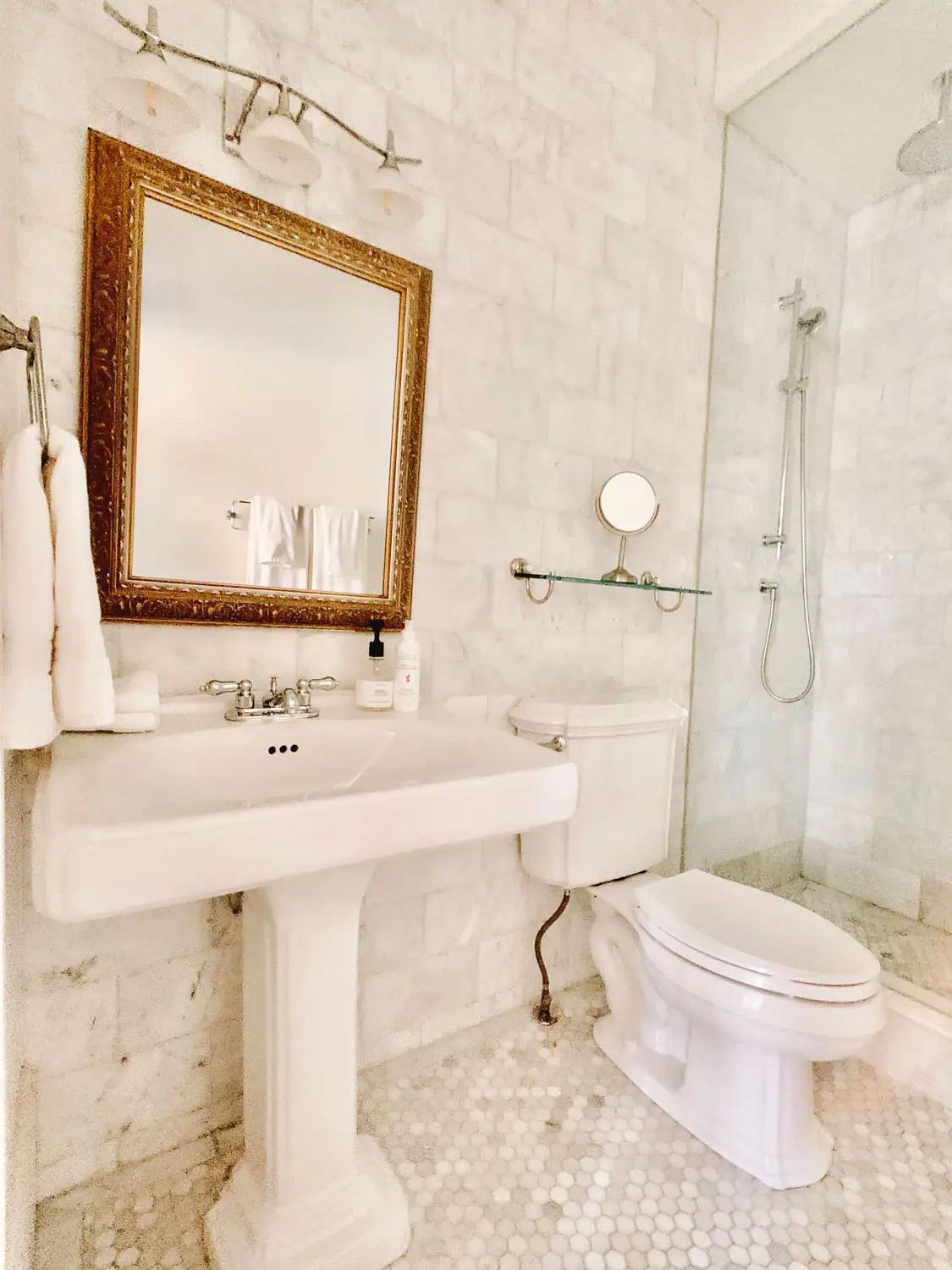 The Woodbourne Inn — Room 4