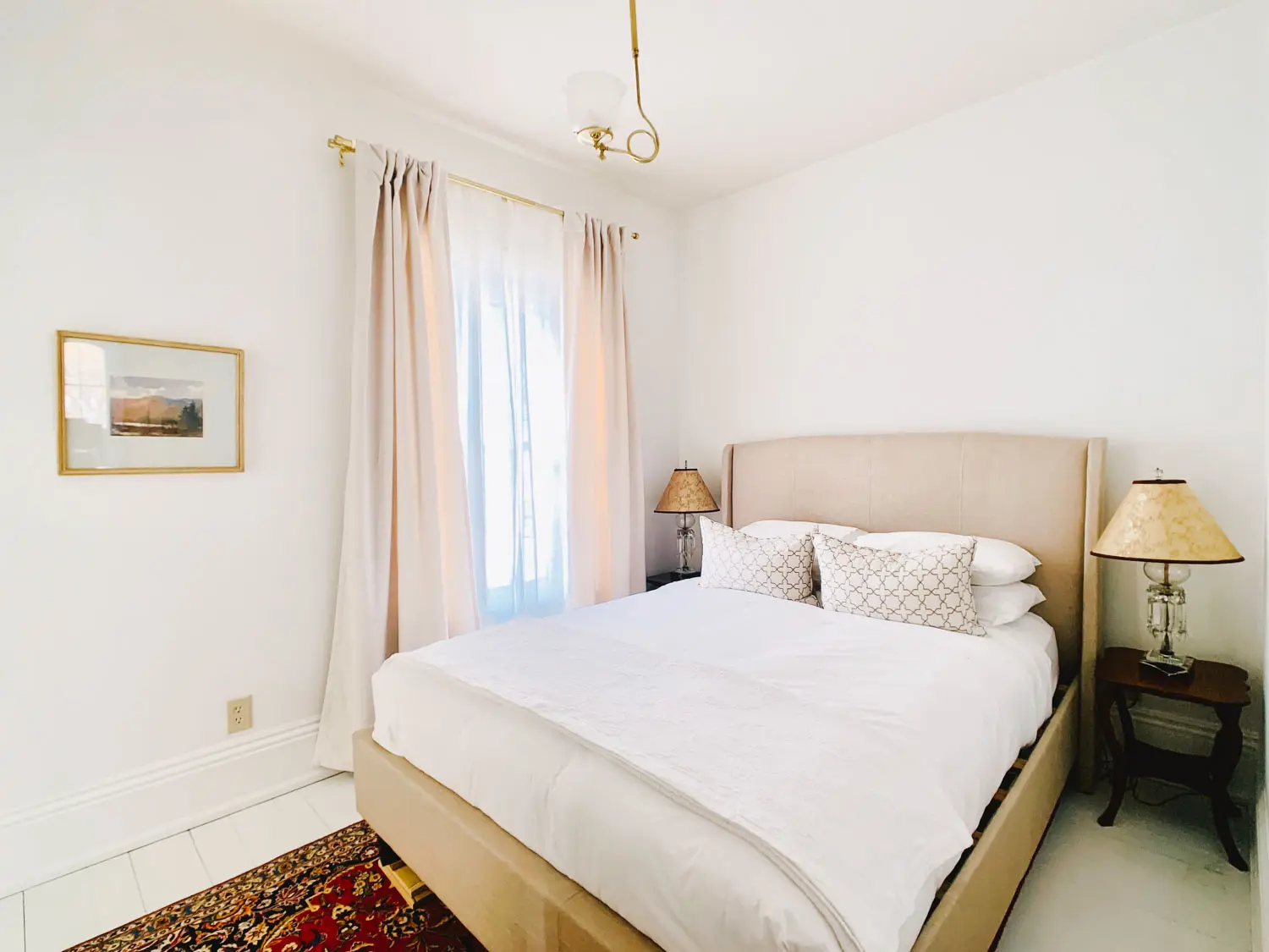 The Woodbourne Inn — Room 6