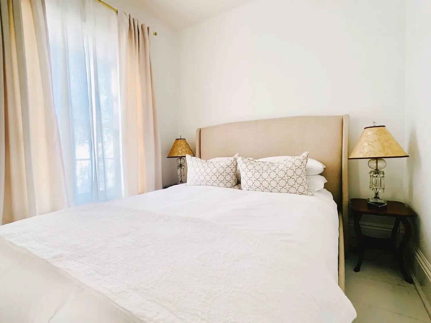 The Woodbourne Inn — Room 6