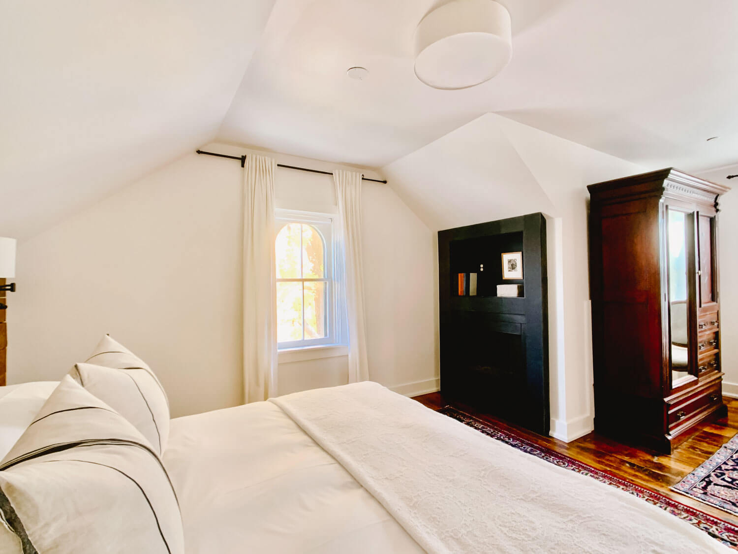 The Woodbourne Inn — Room 7