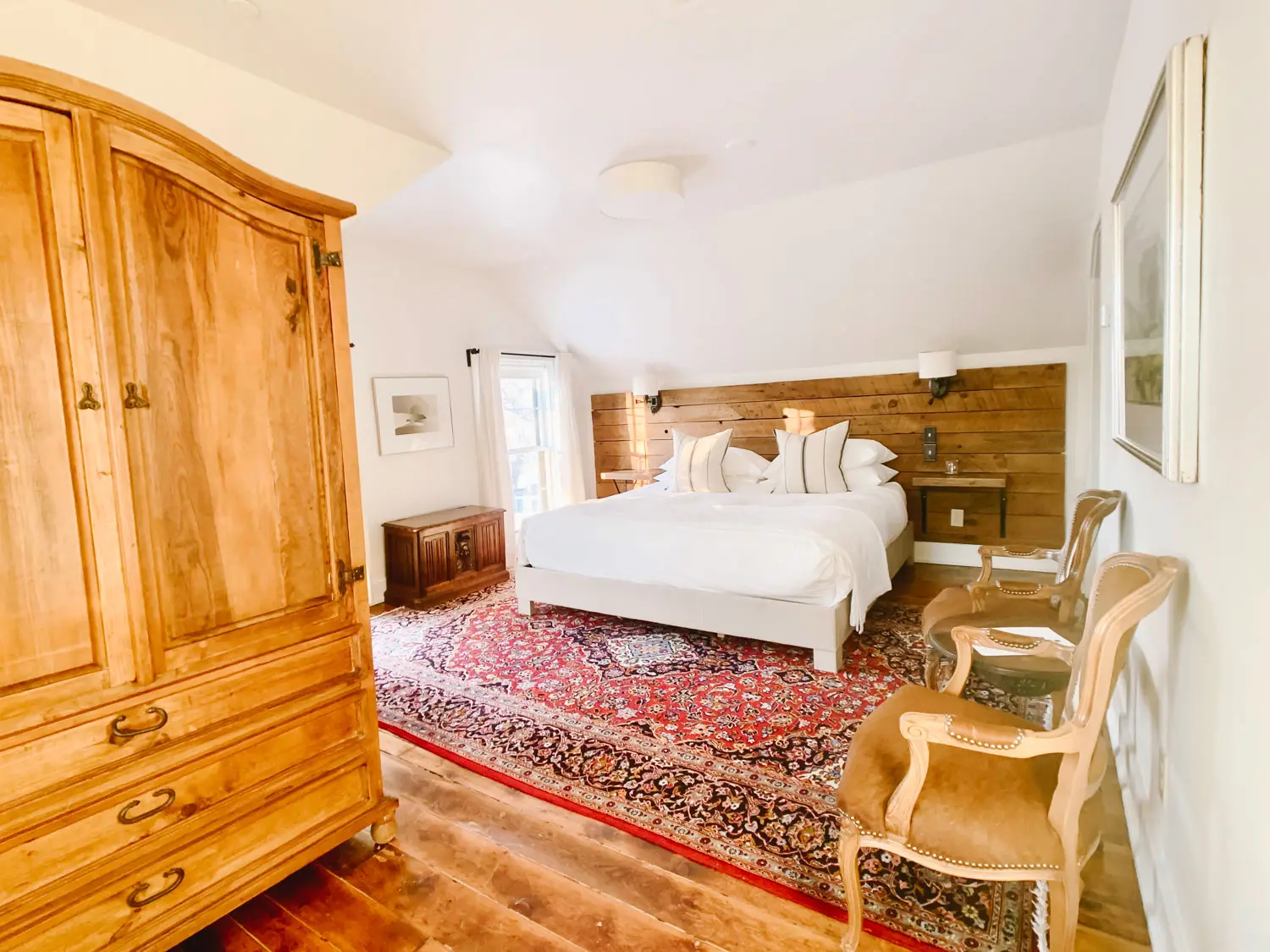 The Woodbourne Inn — Room 8