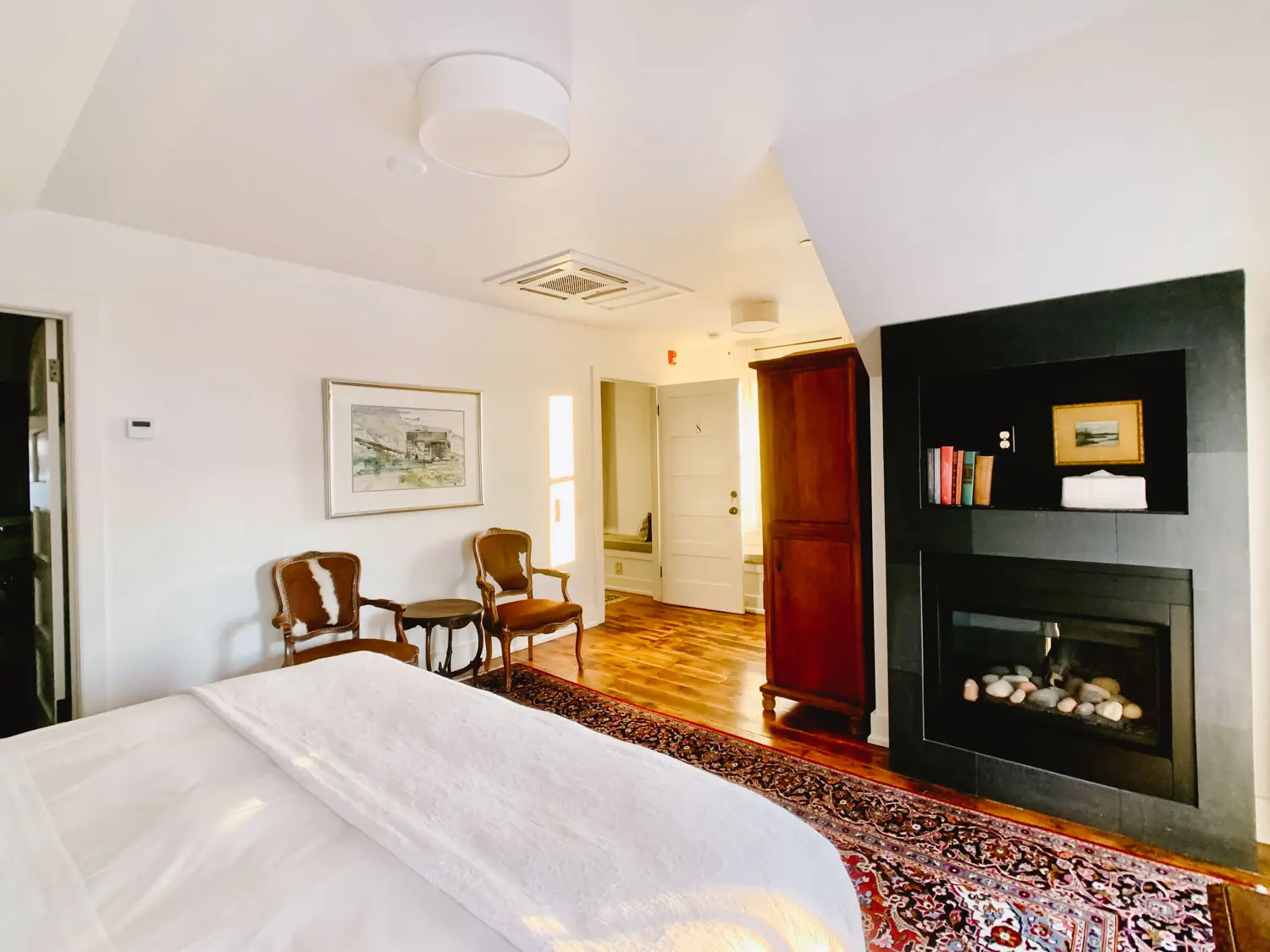 The Woodbourne Inn — Room 8